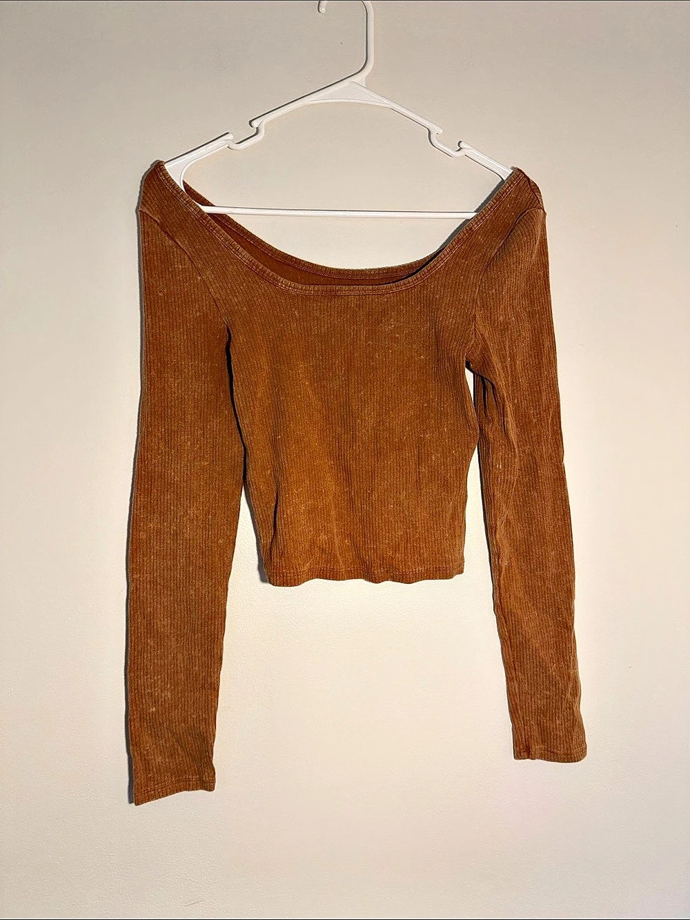 wild fable Long Sleeve Crop Top in Brown Small